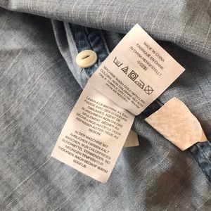 Madewell Tops - Chambray top Madewell Tops - Chambray top